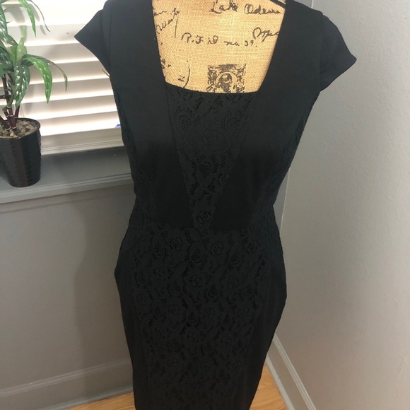 The Limited black sheath lace panel sheath dress💕 - Picture 2 of 6